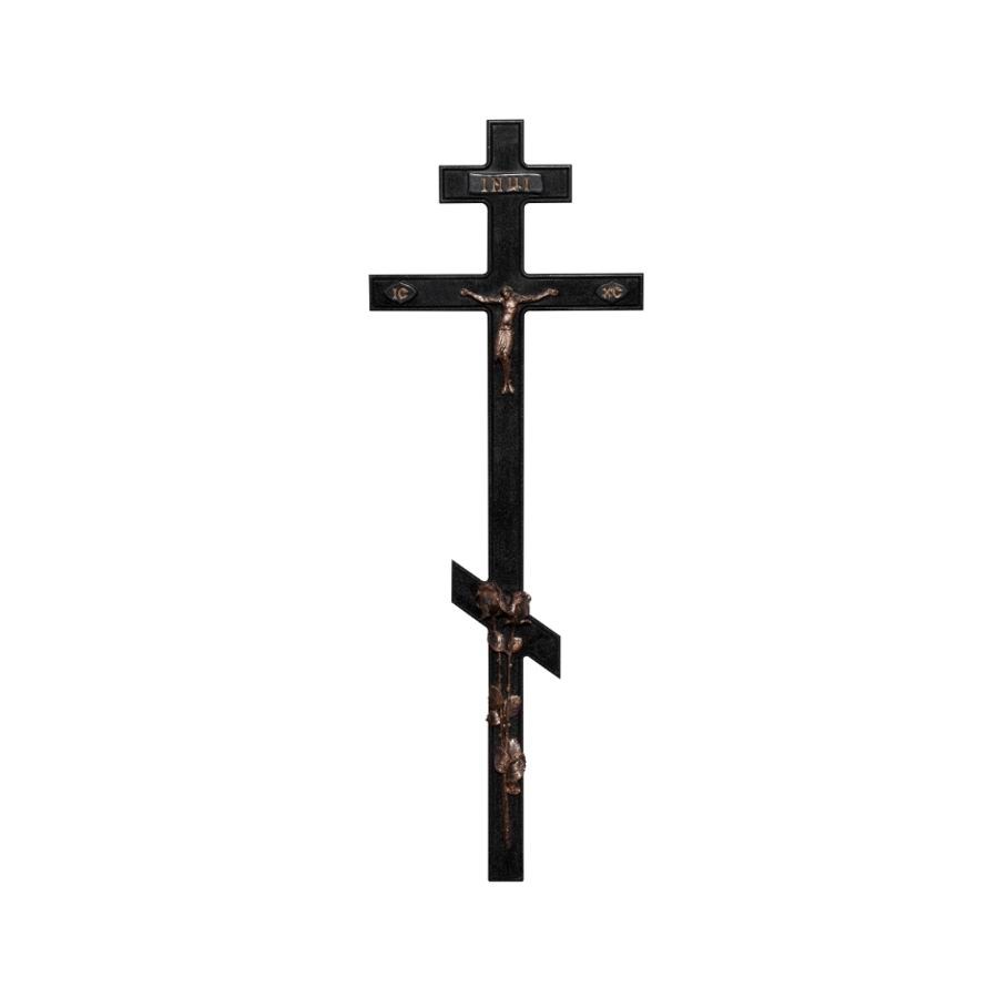 685